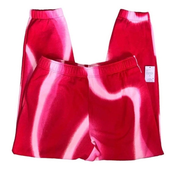 Wild Fable Women's High Rise Fleece Sweatpants - Red Swirl. Size L - Picture 2 of 5